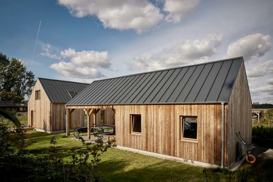 Die Ruhe kehrt ein unter einem Stahldach auf einem idyllischen Naturgrundstück, Fischerstraße 11d, 14778 Päwesin